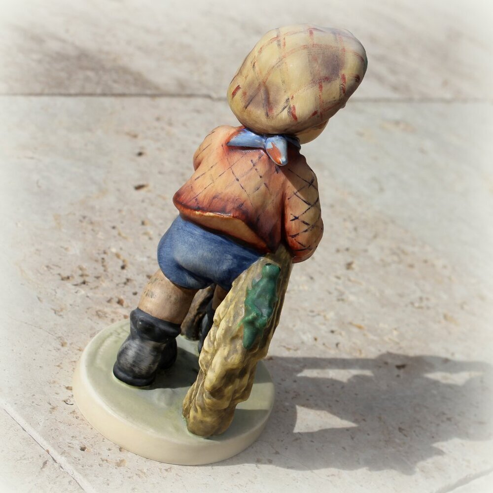 Hummel Figurine 'On Secret Path' by Goebel - Picture 5 of 11